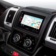 Alpine INE-W611D – 2-DIN multimedia station med navi – produktbillede 2