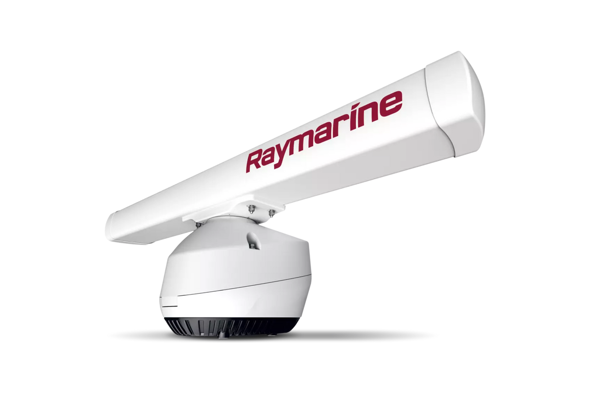 Raymarine 4 kW Magnum med en 4 fods antenne og 15 m RayNet radarkabel