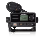 Raymarine Ray53 kompakt VHF-radio med GPS – officielt Raymarine-produktbillede