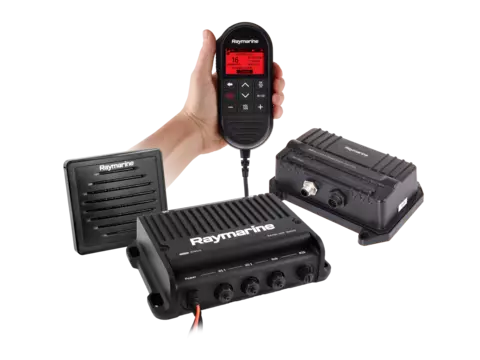 Raymarine Ray90 VHF og AIS700 – komplet kommunikationspakke – officielt Raymarine-produktbillede