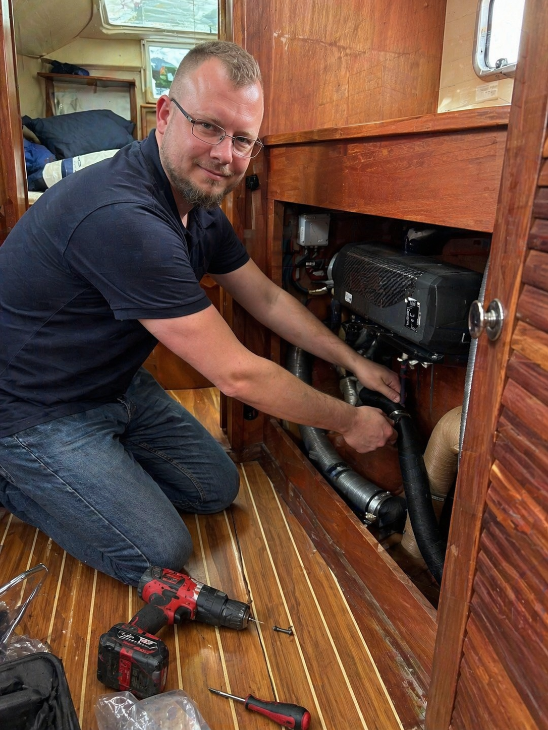 Installation of diesel heater in boat (only with purchase from SejlStrøm)