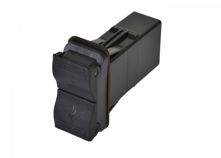 Dobbelt USB - adapter i V - serien - SejlStrøm