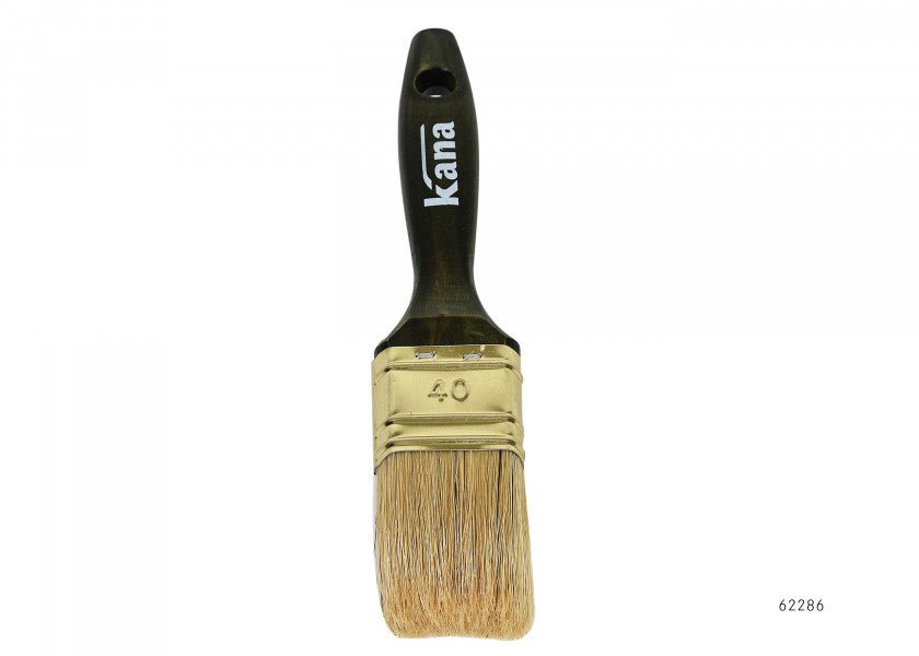 Flat brushes for varnishing