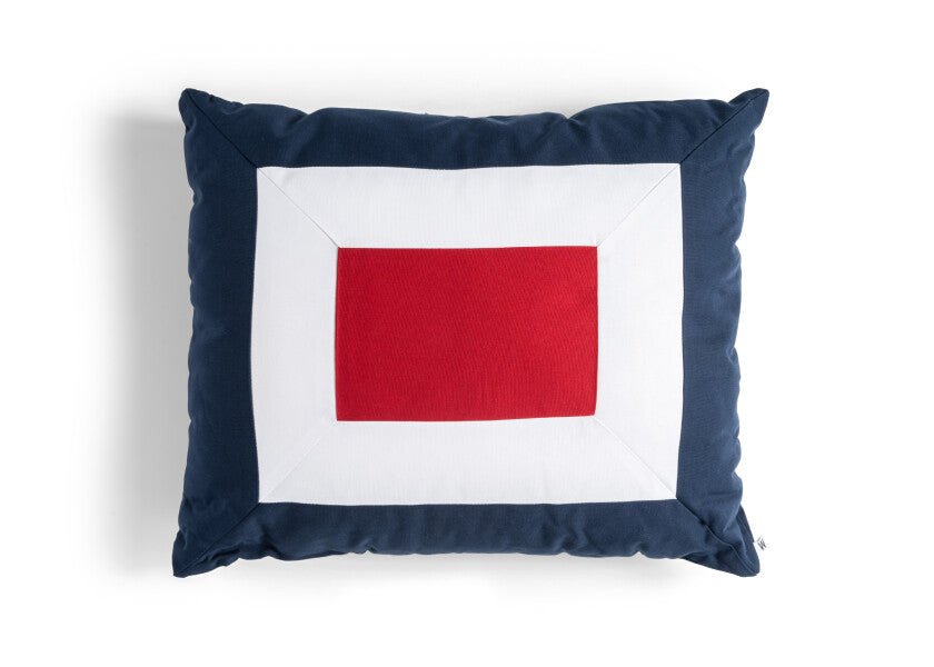 Cushion for signal flag "W"